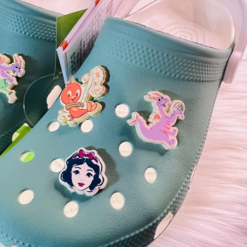 Super cute pink Mickey Mouse sandals  New with tags  Never used  Very soft  Prim - Picture 3 of 7